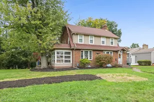 719 Vincent Blvd, Alliance, OH 44601 - Photo 2