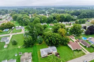 1710 Lyndon Ave, Ashtabula, OH 44004 - Photo 34