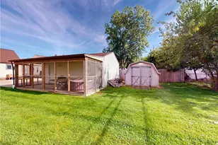 390 E 307th St, Willowick, OH 44095 - Photo 42