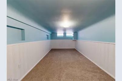 390 E 307th Street, Willowick, OH 44095 - Photo 32