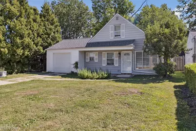 443 Fairway Boulevard, Wickliffe, OH 44095 - Photo 2
