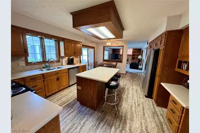 6385 Harbor Drive NW, Canton, OH 44718 - Photo 18