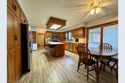 6385 Harbor Drive NW, Canton, OH 44718 - Photo 16