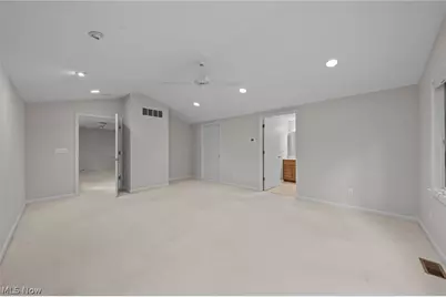 645 Mentor Road, Akron, OH 44303 - Photo 28