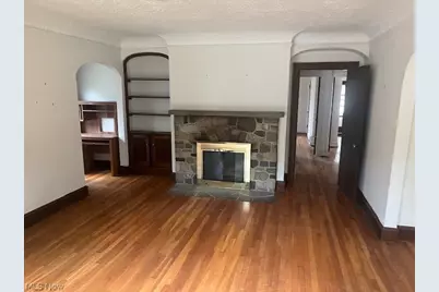 18331 Newell Road, Huber Heights, OH 44122 - Photo 4