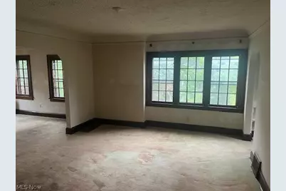 18331 Newell Road, Huber Heights, OH 44122 - Photo 12
