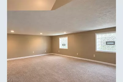 2261 E Turkeyfoot Lake Road, Akron, OH 44312 - Photo 4