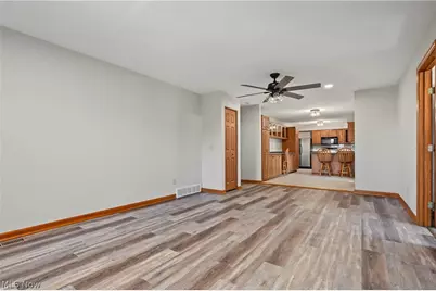 11121 Lafayette Drive NW, Canal Fulton, OH 44614 - Photo 8