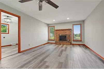 11121 Lafayette Drive NW, Canal Fulton, OH 44614 - Photo 10