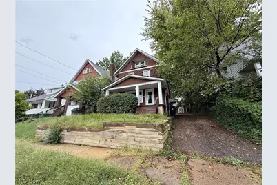 897 Polk Avenue, Akron, OH 44314 - Photo 1
