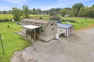 16428 W Akron Canfield Rd, Berlin Center, OH 44401 - Photo 6
