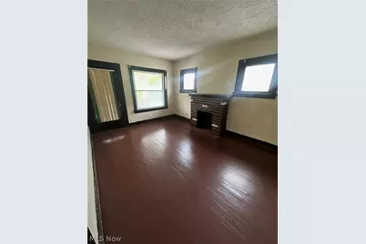 3294 E 105th Street #UP, Loveland, OH 44104 - Photo 4