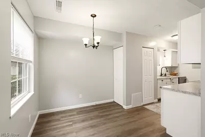 2454 Island Drive #29C, Uniontown, OH 44685 - Photo 8
