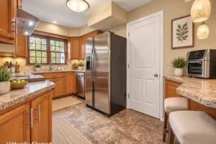 1725 Bathgate Ave, Madison, OH 44057 - Photo 8