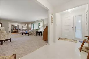 1971 Rosewood Dr, Kent, OH 44240 - Photo 2