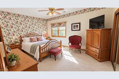 2548 Glenshire Circle, Uniontown, OH 44685 - Photo 20