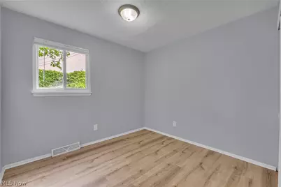 1080 E 167th Street, Loveland, OH 44110 - Photo 14