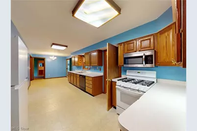 7454 Demshar Drive, Mentor, OH 44060 - Photo 6