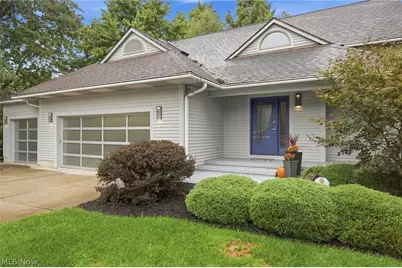 499 Mackinaw Circle, Akron, OH 44333 - Photo 2