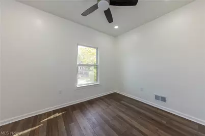 1672 Robinwood Avenue, Oakwood, OH 44107 - Photo 36