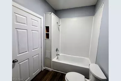 316 Young Avenue NE, Canton, OH 44704 - Photo 12