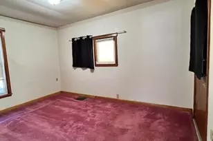 1636 Gibbs Ave N, Canton, OH 44705 - Photo 6