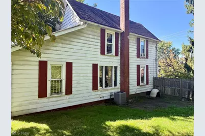 1636 Gibbs Avenue N, Canton, OH 44705 - Photo 2