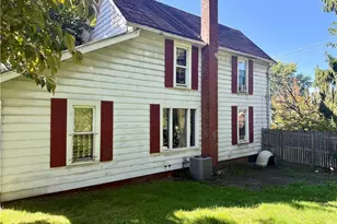 1636 Gibbs Ave N, Canton, OH 44705 - Photo 2
