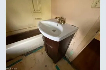 1416 McGregor Avenue NW, Canton, OH 44703 - Photo 16