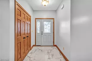 2636 Tributary Ln, Akron, OH 44312 - Photo 8