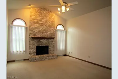 7862 Walnut Street #B, Boardman, OH 44512 - Photo 6