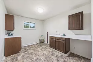 6787 Kirby Ave NE, Canton, OH 44721 - Photo 26