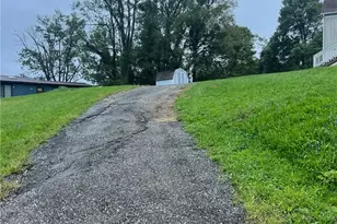 52680 Summit Ave, St Clairsville, OH 43950 - Photo 20