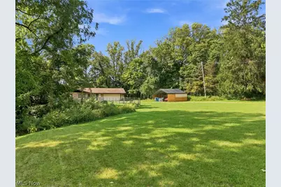 17500 E River Road, Columbia Station, OH 44028 - Photo 4