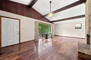 17500 E River Rd, Columbia Station, OH 44028 - Photo 8