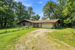 17500 E River Rd, Columbia Station, OH 44028 - Photo 6