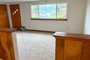 121 Florence Ave, Alliance, OH 44601 - Photo 10