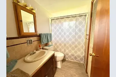 121 Florence Avenue, Alliance, OH 44601 - Photo 12