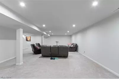 2049 W Woodland Drive, Akron, OH 44313 - Photo 28