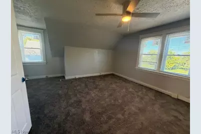 10800 Crestwood Avenue, Loveland, OH 44104 - Photo 18