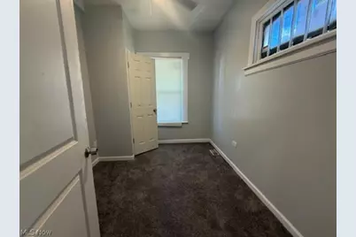 10800 Crestwood Avenue, Loveland, OH 44104 - Photo 30