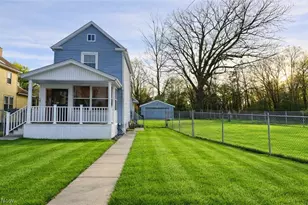 137 Chicago Ave, Youngstown, OH 44507 - Photo 2