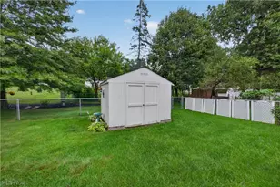 467 Green Meadow Dr, Tallmadge, OH 44278 - Photo 34