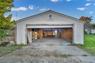 1212 Maryland Ave SW, Canton, OH 44710 - Photo 24