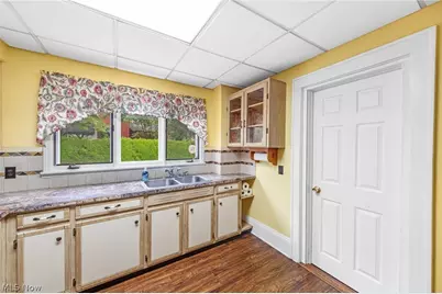 41 W Marion Street, Doylestown, OH 44230 - Photo 12