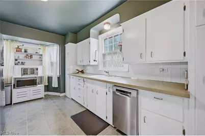 4026 Euclid Boulevard, Youngstown, OH 44512 - Photo 2