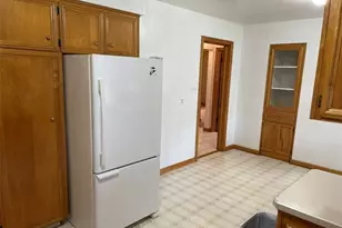 857 5th St, Struthers, OH 44471 - Photo 10