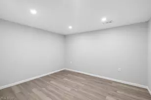 143 30th St NW, Canton, OH 44709 - Photo 26