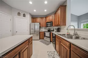 6160 W Breezeway Dr, North Ridgeville, OH 44039 - Photo 18