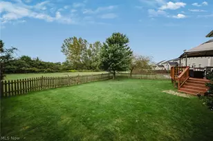 6160 W Breezeway Dr, North Ridgeville, OH 44039 - Photo 4